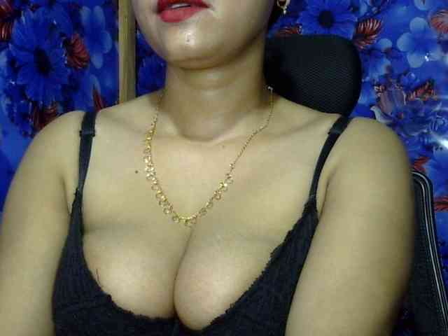 Nusrat-Mimi webcam