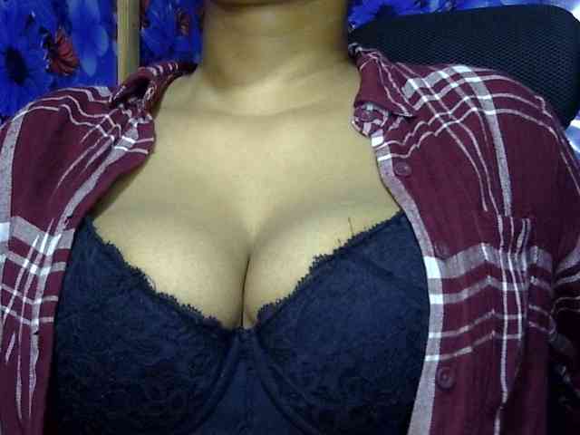 Nusrat-Mimi webcam