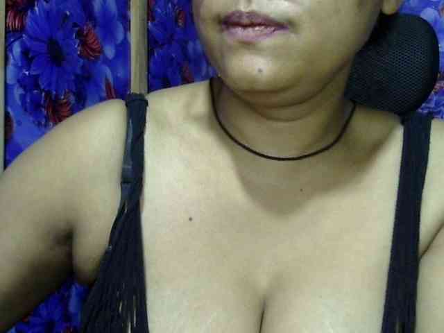Nusrat-Mimi webcam