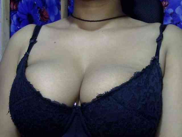 Nusrat-Mimi webcam