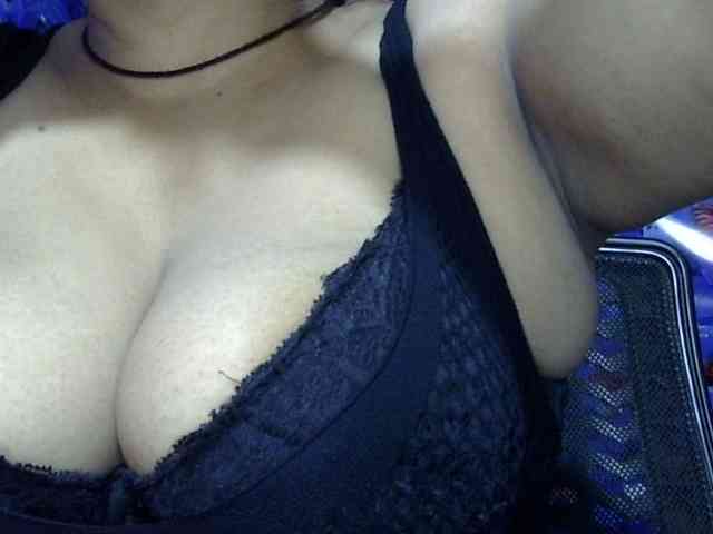 Nusrat-Mimi webcam