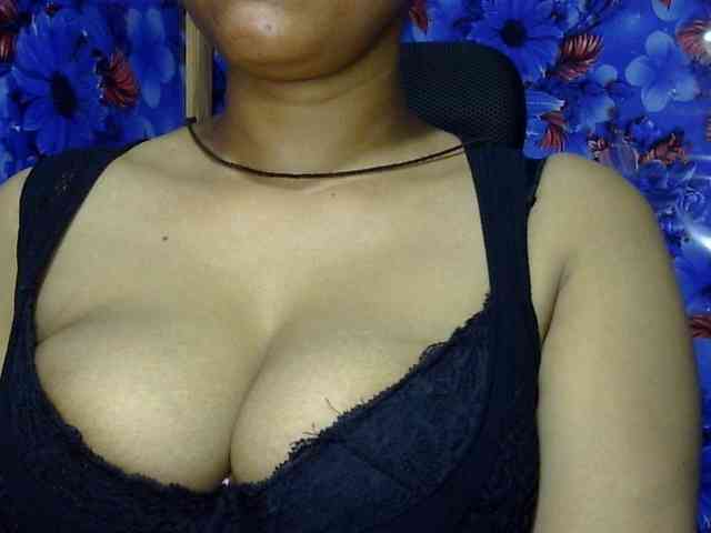 Nusrat-Mimi webcam