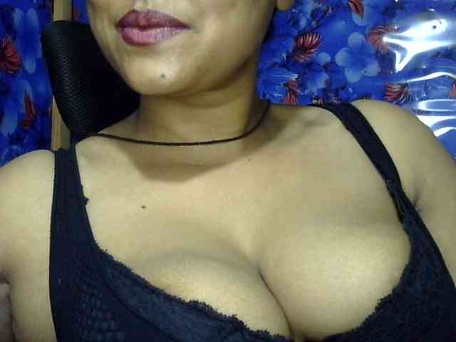 Nusrat-Mimi webcam