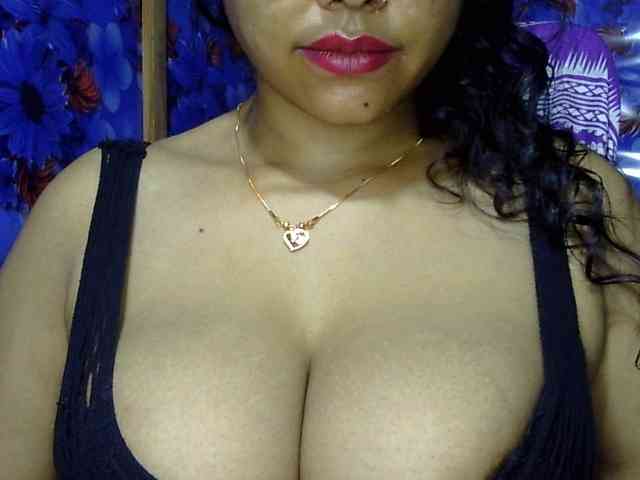 Nusrat-Mimi webcam