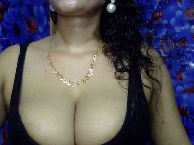 Nusrat-Mimi webcam