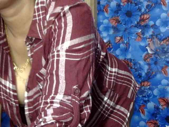 Nusrat-Mimi webcam