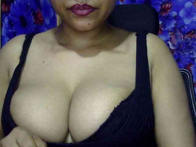 Nusrat-Mimi webcam