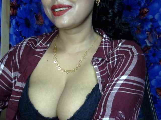 Nusrat-Mimi webcam