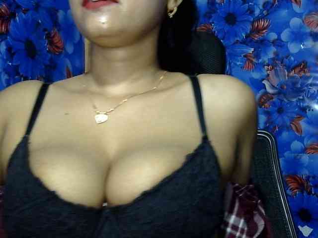 Nusrat-Mimi webcam