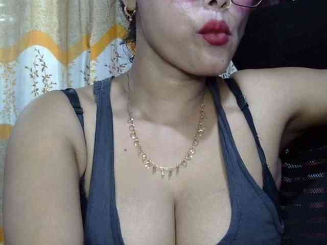 Nusrat-Mimi webcam