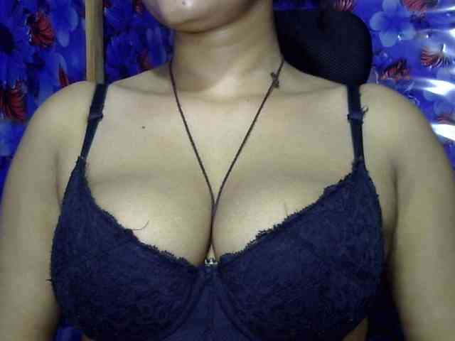 Nusrat-Mimi webcam