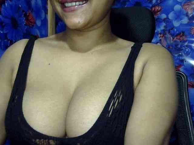 Nusrat-Mimi webcam