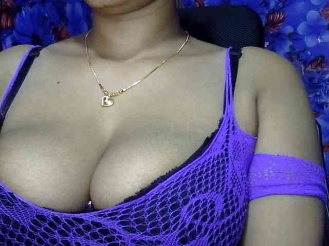 Nusrat-Mimi webcam