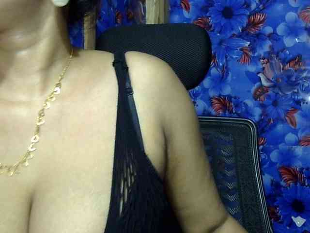 Nusrat-Mimi webcam