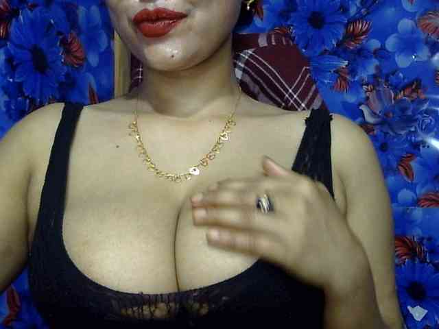 Nusrat-Mimi webcam