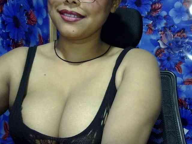 Nusrat-Mimi webcam
