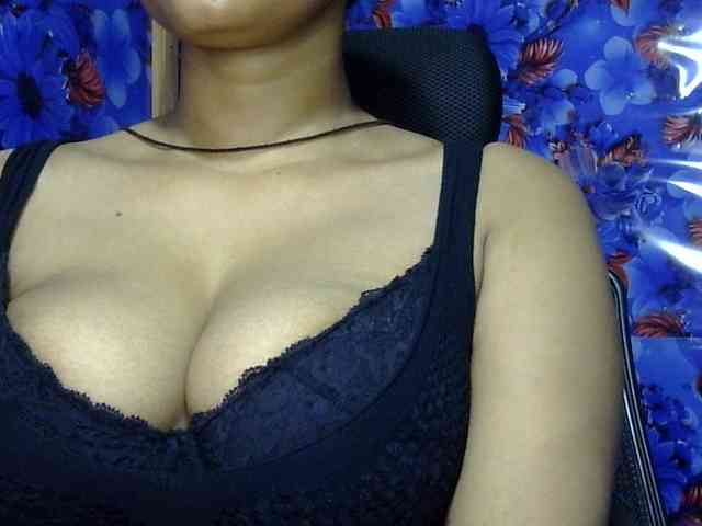 Nusrat-Mimi webcam