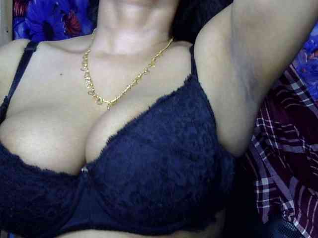 Nusrat-Mimi webcam