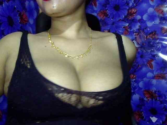 Nusrat-Mimi webcam