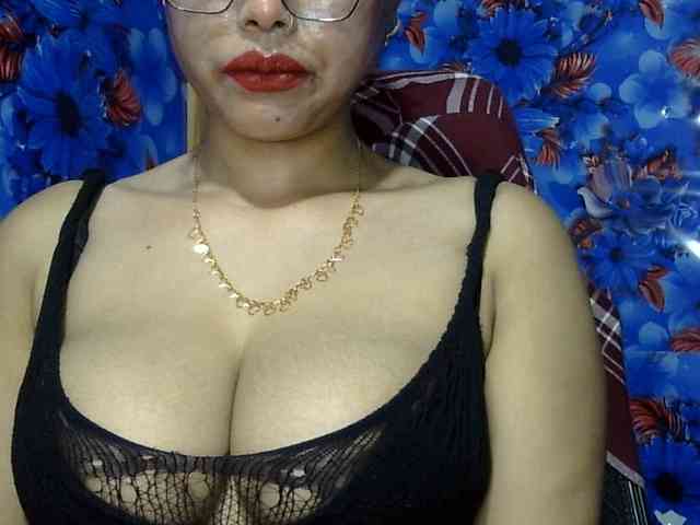 Nusrat-Mimi webcam