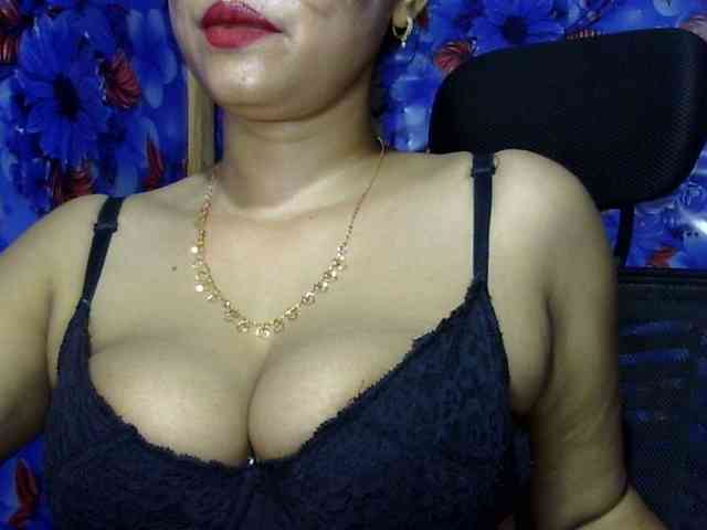 Nusrat-Mimi webcam