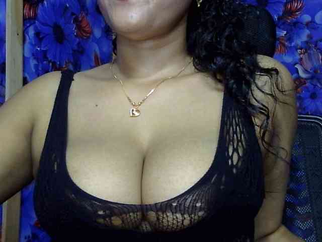 Nusrat-Mimi webcam