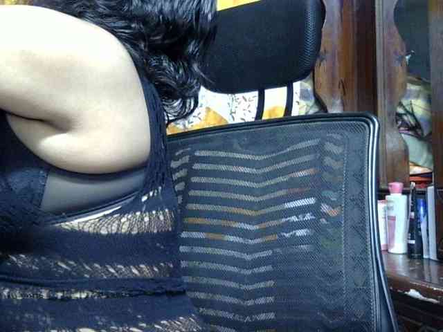 Nusrat-Mimi webcam