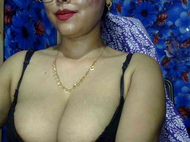 Nusrat-Mimi webcam