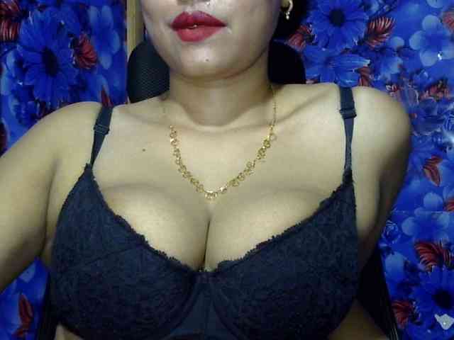 Nusrat-Mimi webcam