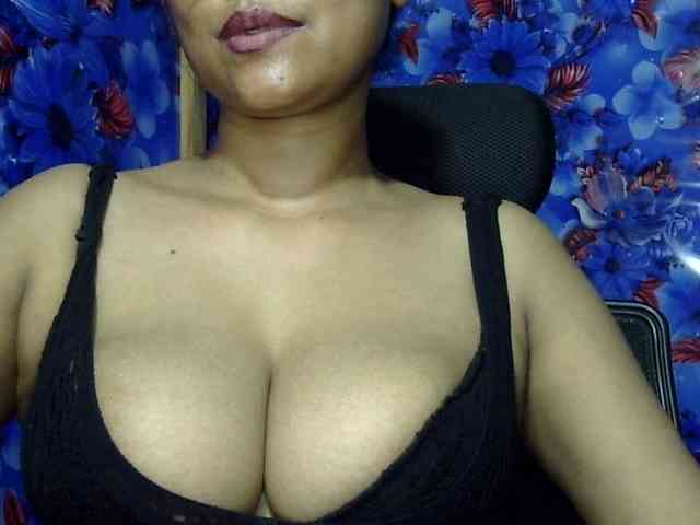 Nusrat-Mimi webcam