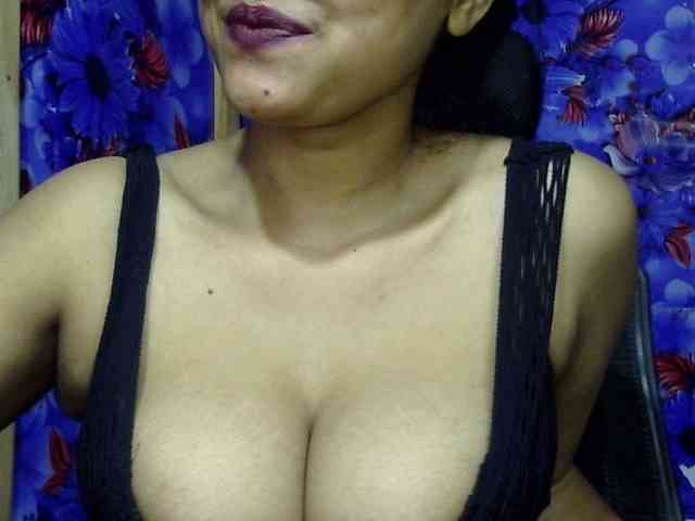 Nusrat-Mimi webcam