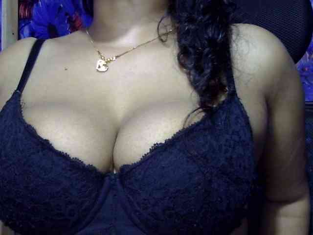 Nusrat-Mimi webcam