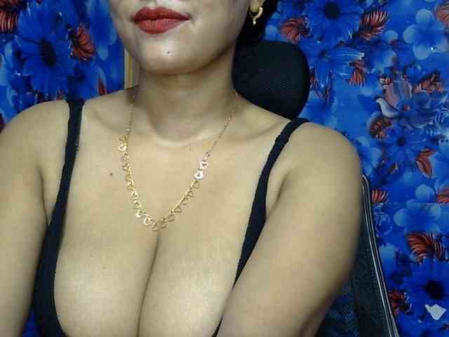 Nusrat-Mimi webcam