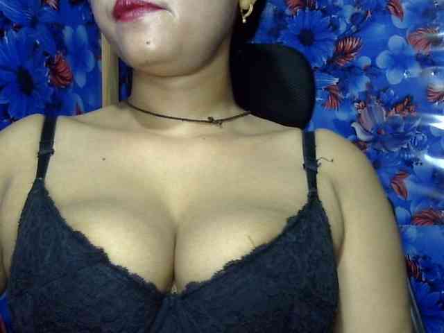 Nusrat-Mimi webcam