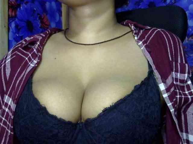 Nusrat-Mimi webcam