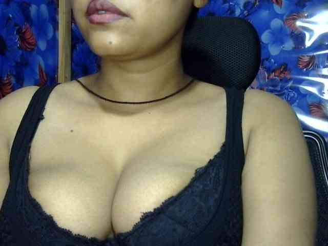 Nusrat-Mimi webcam