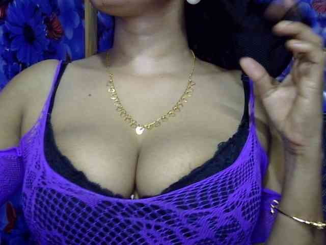 Nusrat-Mimi webcam