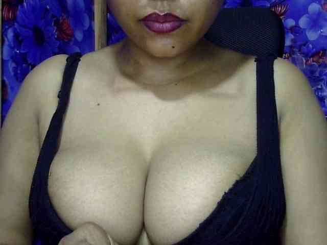 Nusrat-Mimi webcam