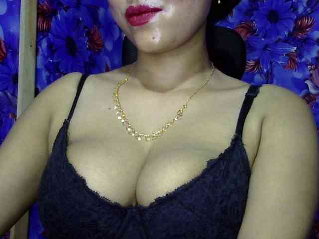 Nusrat-Mimi webcam