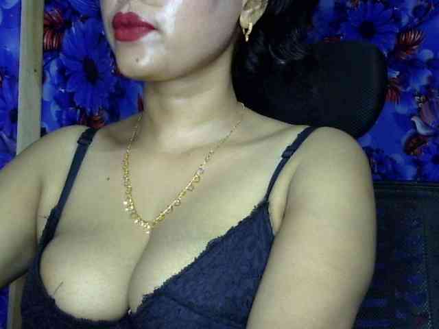 Nusrat-Mimi webcam