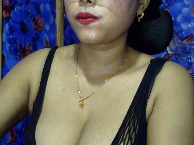 Nusrat-Mimi webcam