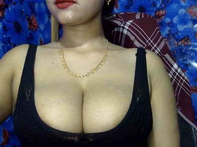 Nusrat-Mimi webcam