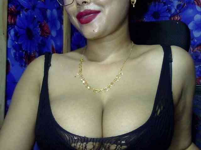 Nusrat-Mimi webcam