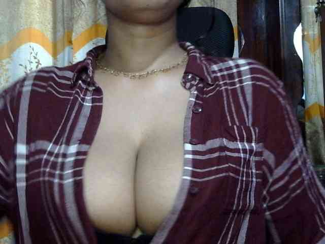 Nusrat-Mimi webcam