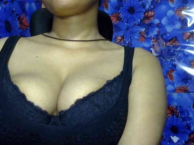 Nusrat-Mimi webcam