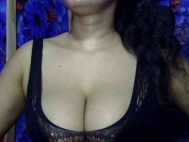 Nusrat-Mimi webcam