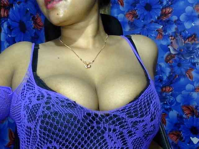 Nusrat-Mimi webcam