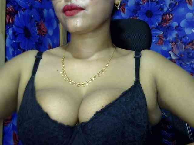Nusrat-Mimi webcam