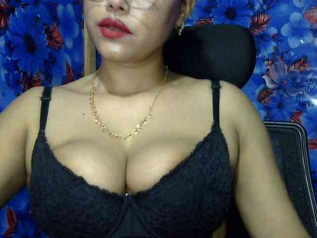 Nusrat-Mimi webcam