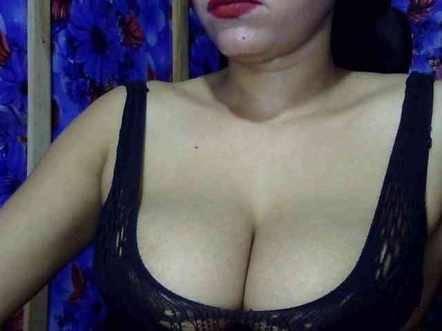 Nusrat-Mimi webcam